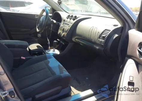 2011 Nissan Altima 2.5 S z USA, uszkodzony, nr VIN 1N4AL2AP2BC120764